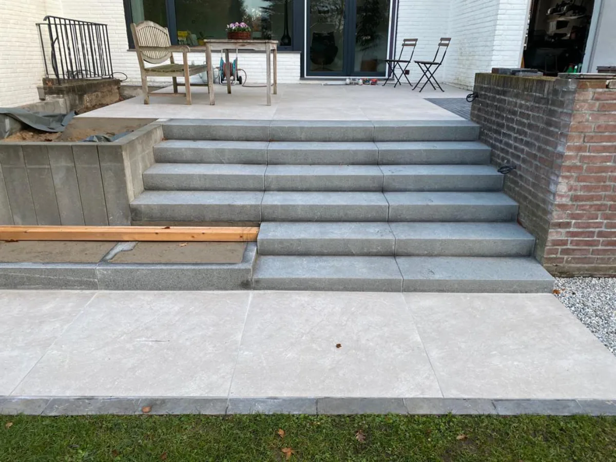 Gartenbau Krefeld – Wegebau und Pflasterarbeiten