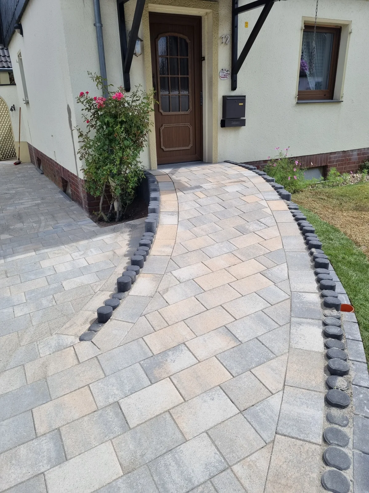 Kiyam Aslan GbR – Gartenarbeit Krefeld Referenz